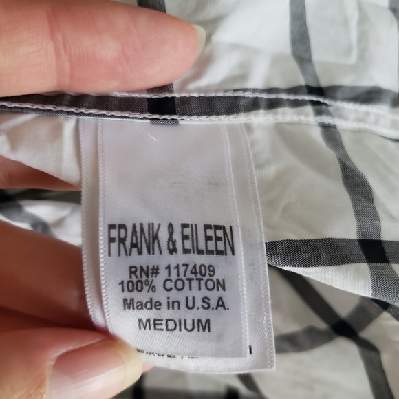 Frank & Eileen Barry Button Down Shirt Plaid Checkered Long Sleeve Top Medium - Picture 8 of 12